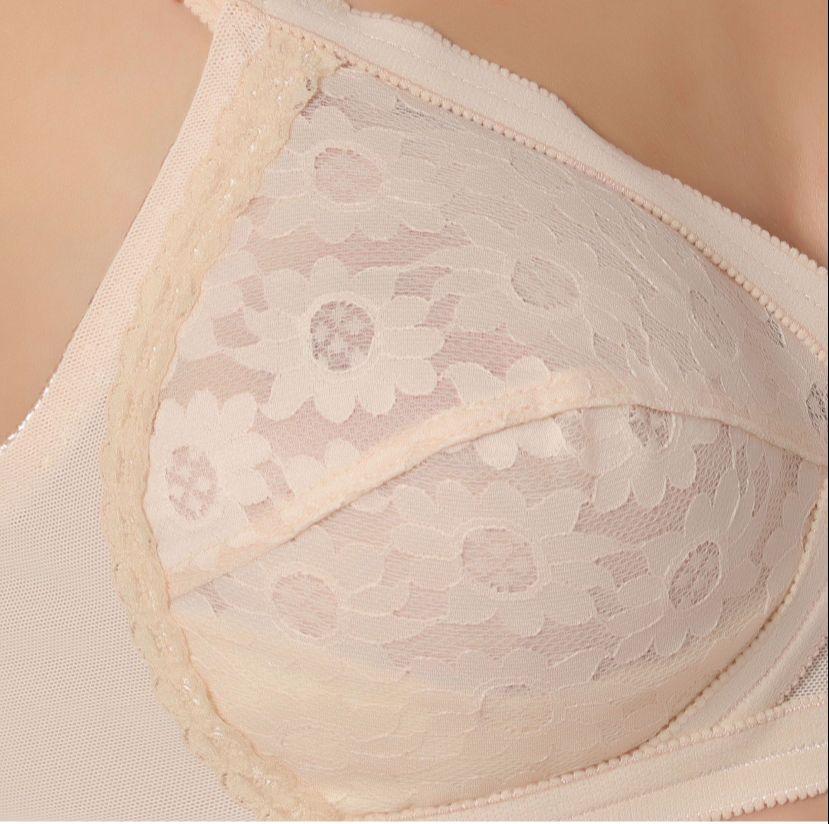 Brassiere triangular encaje mod. 152